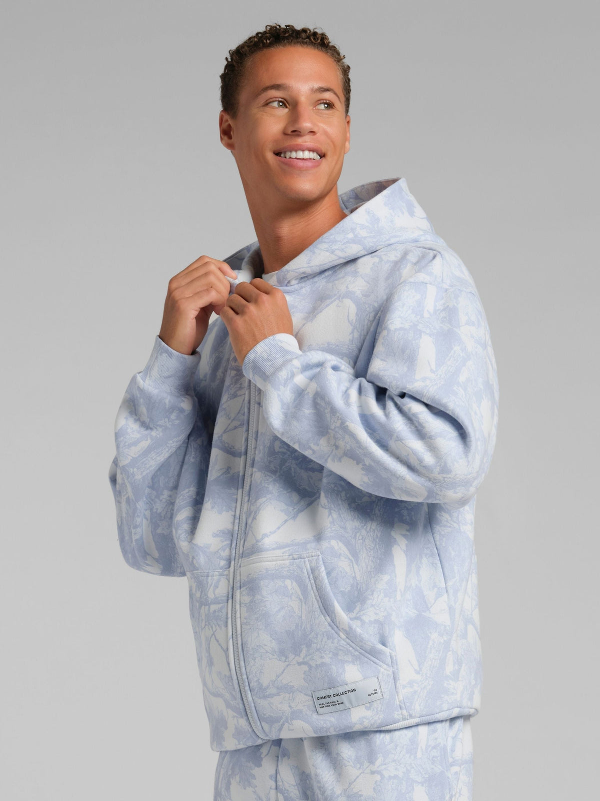 Camo Zip Hoodie – Mega