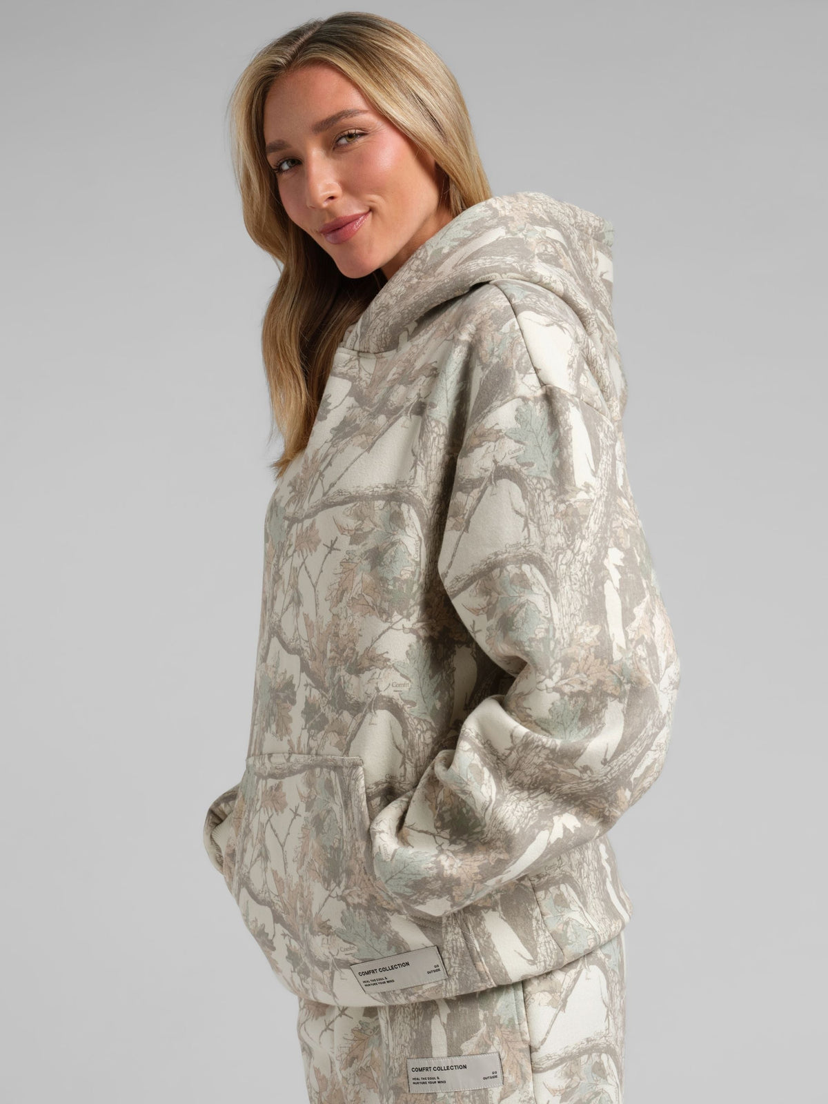 Camo Hoodie – Mega