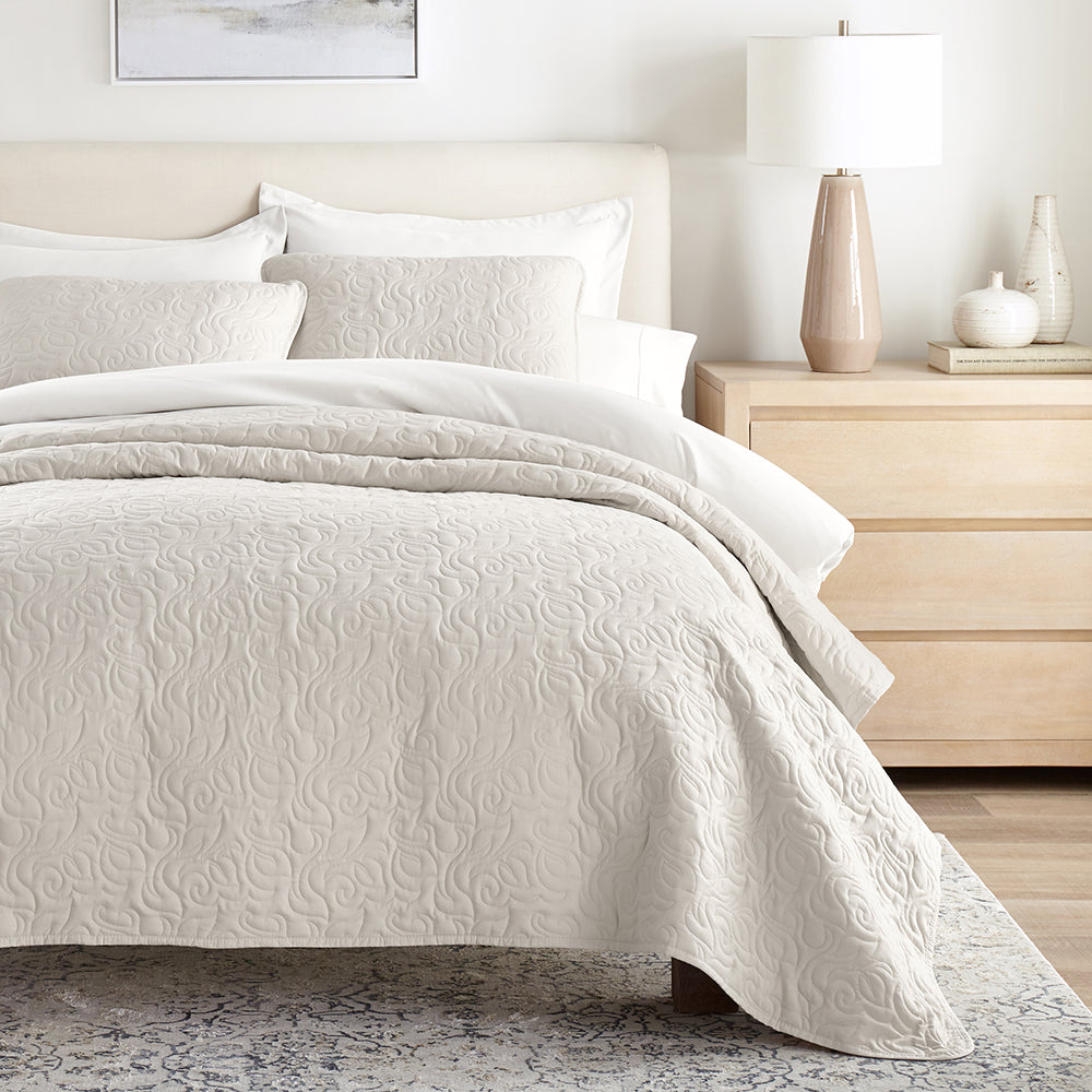 3-Piece Floral Stitch Quilted Coverlet Set