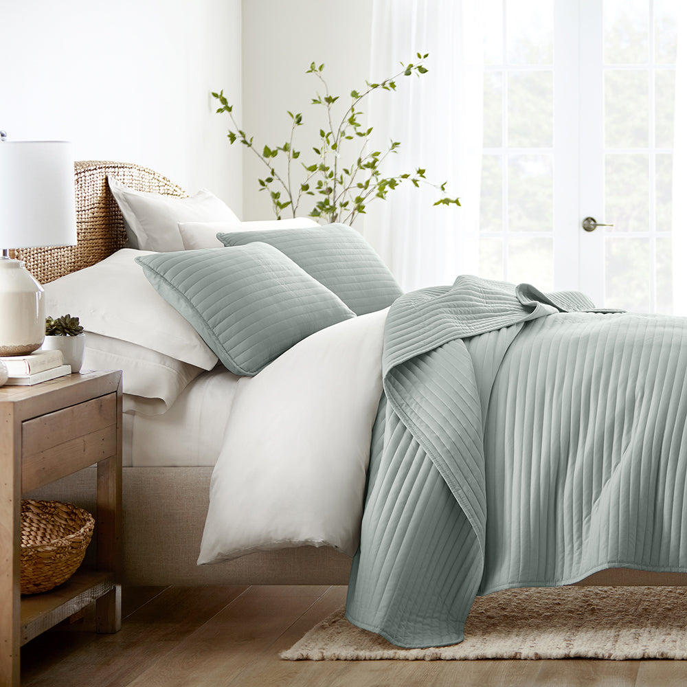 3-Piece Stripe Stitch Quilted Coverlet Set